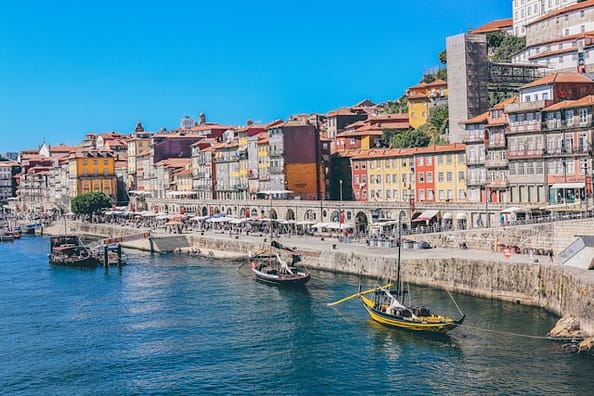 nick-karvounis-Prb-sjOUBFs-unsplash Porto, Portugal